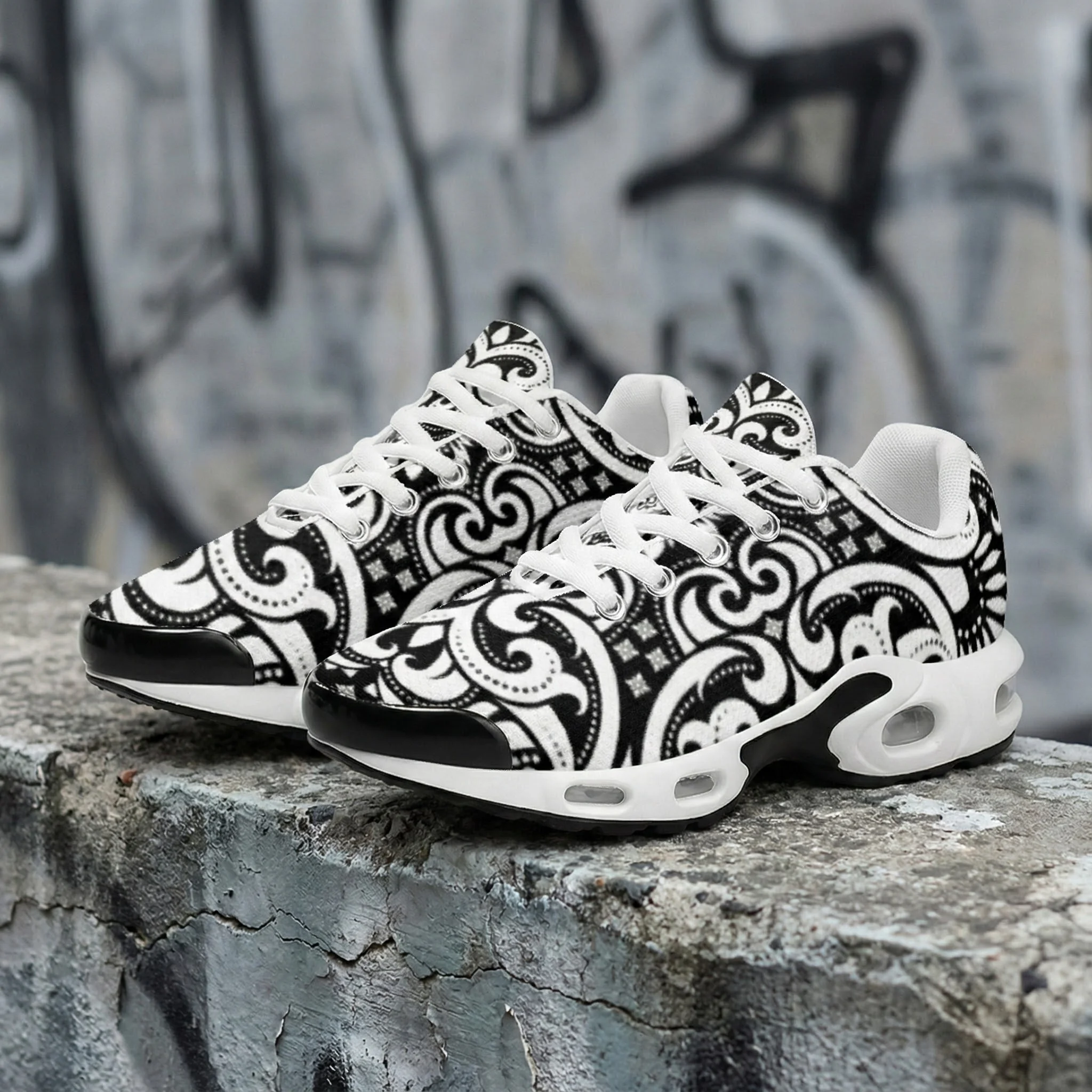 Polish national style black an - Breathable Mesh Athletic Shoes 评论和价格
