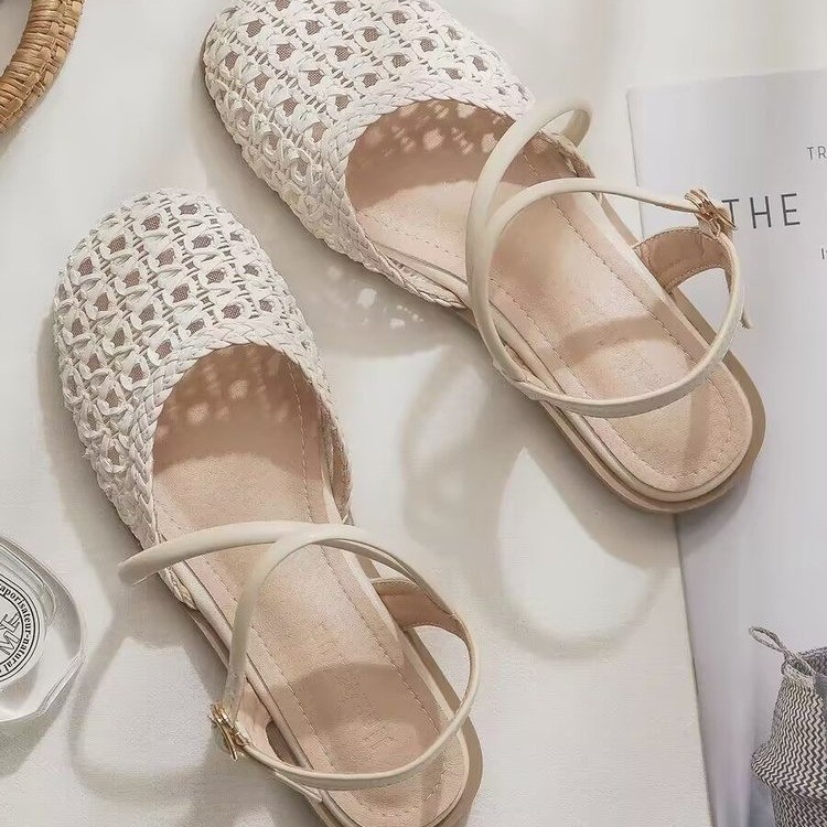 French-style Closed-toe Sandal - Sandals 评论和价格