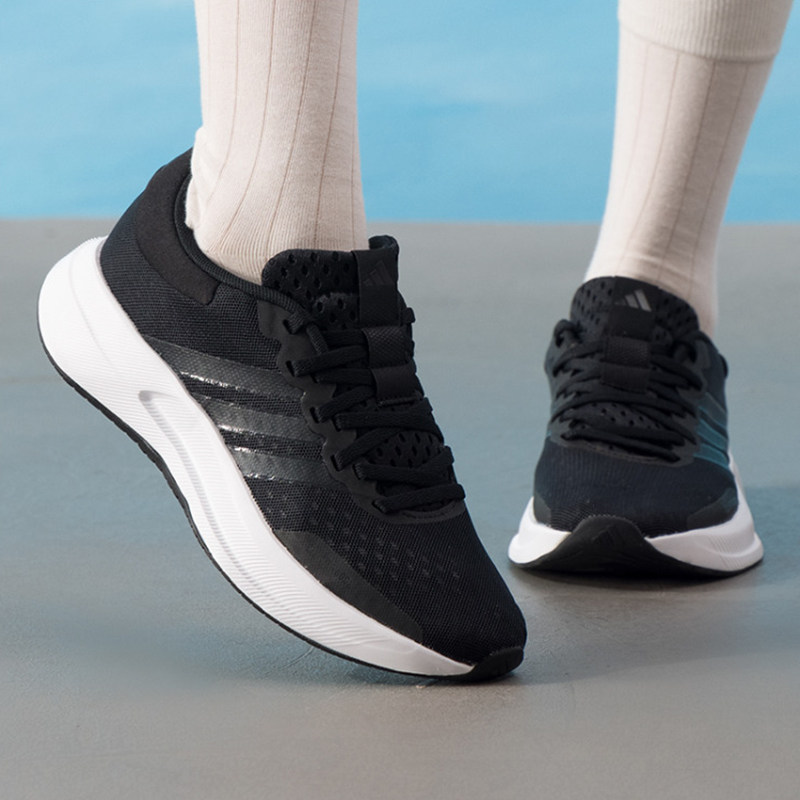 New Adidas JQ6404 Women Breath - Shock Absorbing Gym Trainers 评论和价格