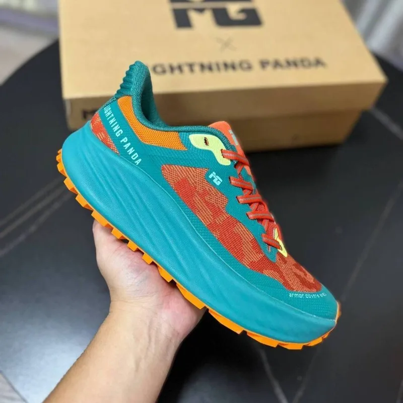 New Classic Brand Comfortable  - Lightweight Road Running Shoes 评论和价格