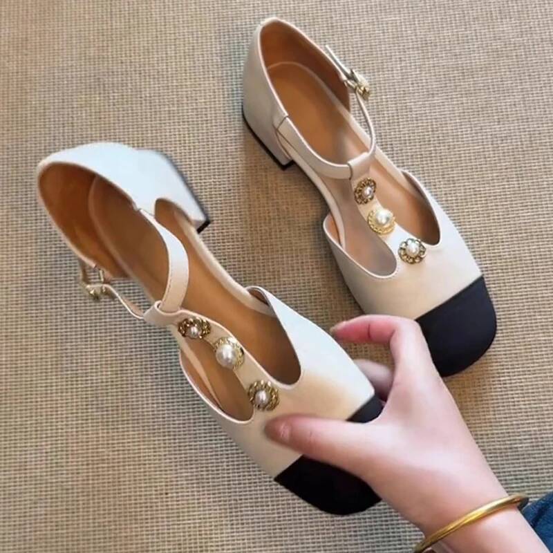 Women Square Toe Heeled Sandal - Sandals 评论和价格