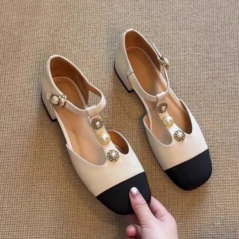 Women Square Toe Heeled Sandal - Sandals 评论和价格