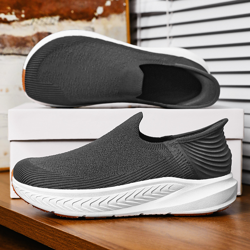 Men's Slip ins Barefoot Shoes  - Wide Toe Box Running Sneakers 评论和价格